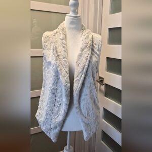 Show Me Your MuMu White Faux Fur Vest